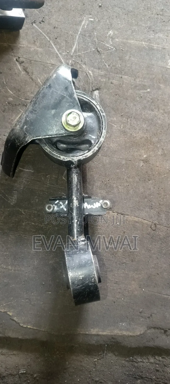 Toyota Harrier 240 Engine Mounting