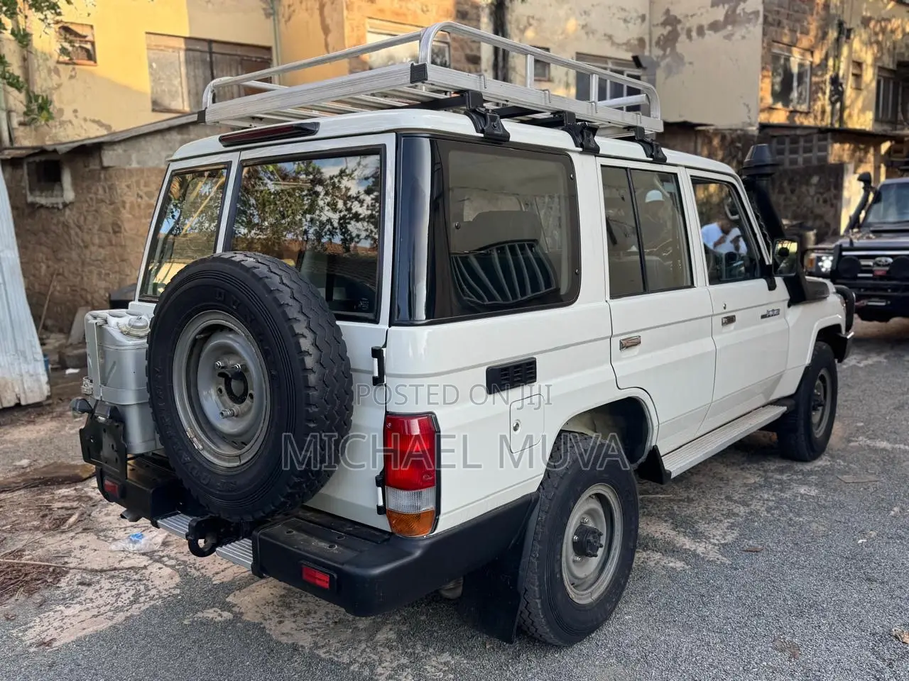 Toyota Land Cruiser Prado 2018 White