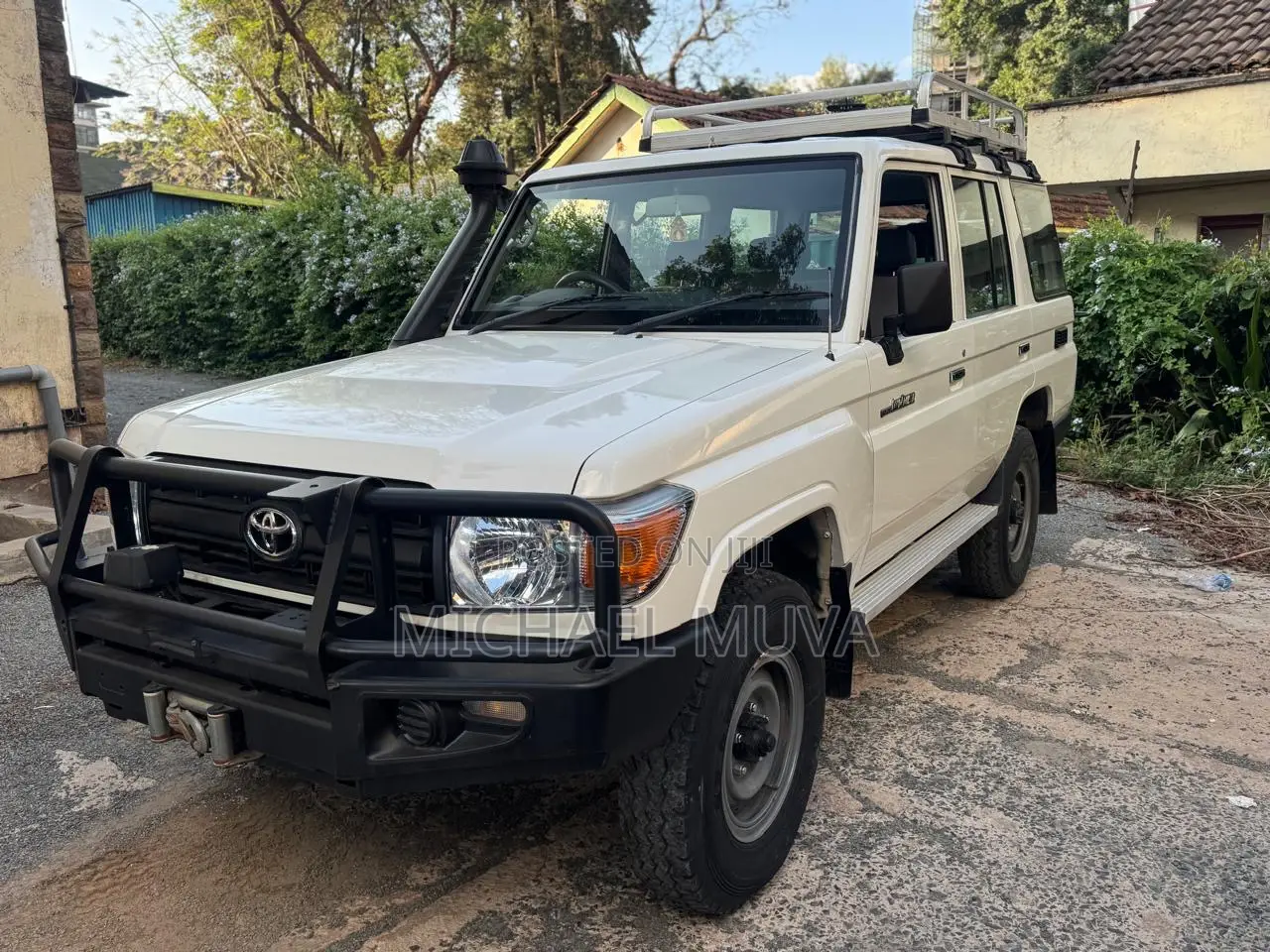 Toyota Land Cruiser Prado 2018 White
