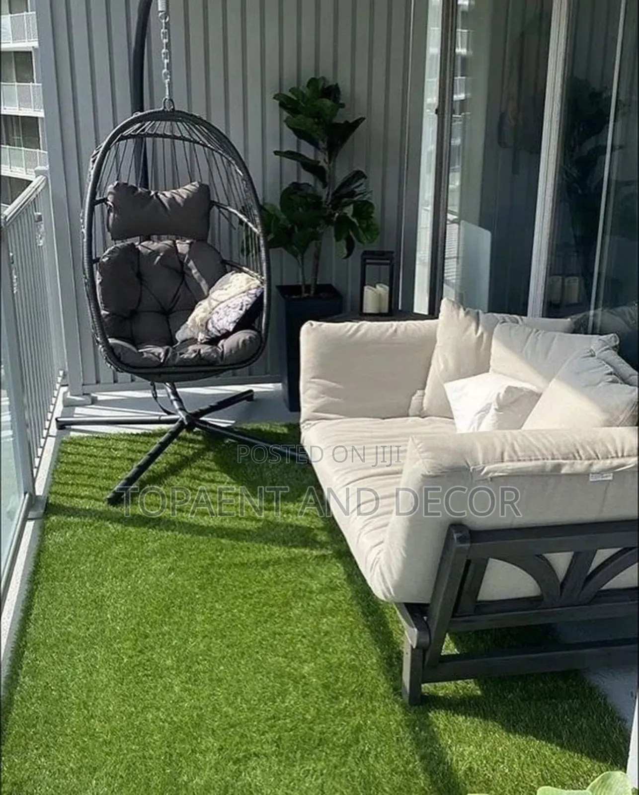 Waterproof Resistant Artificial Grass Carpet for Resting Area