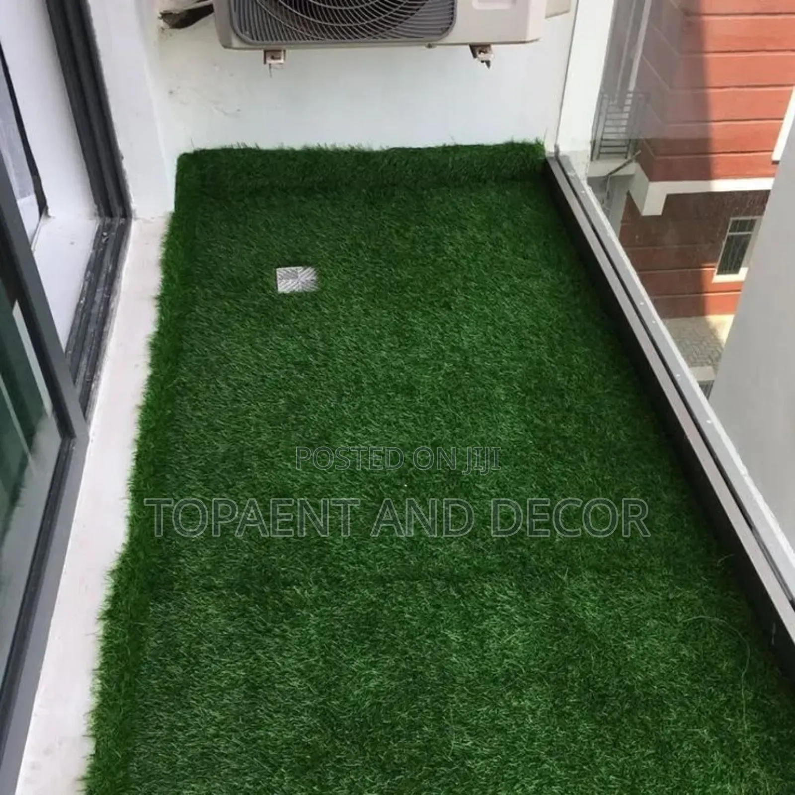 Real Grass Appearance With Artificial Grass Carpet