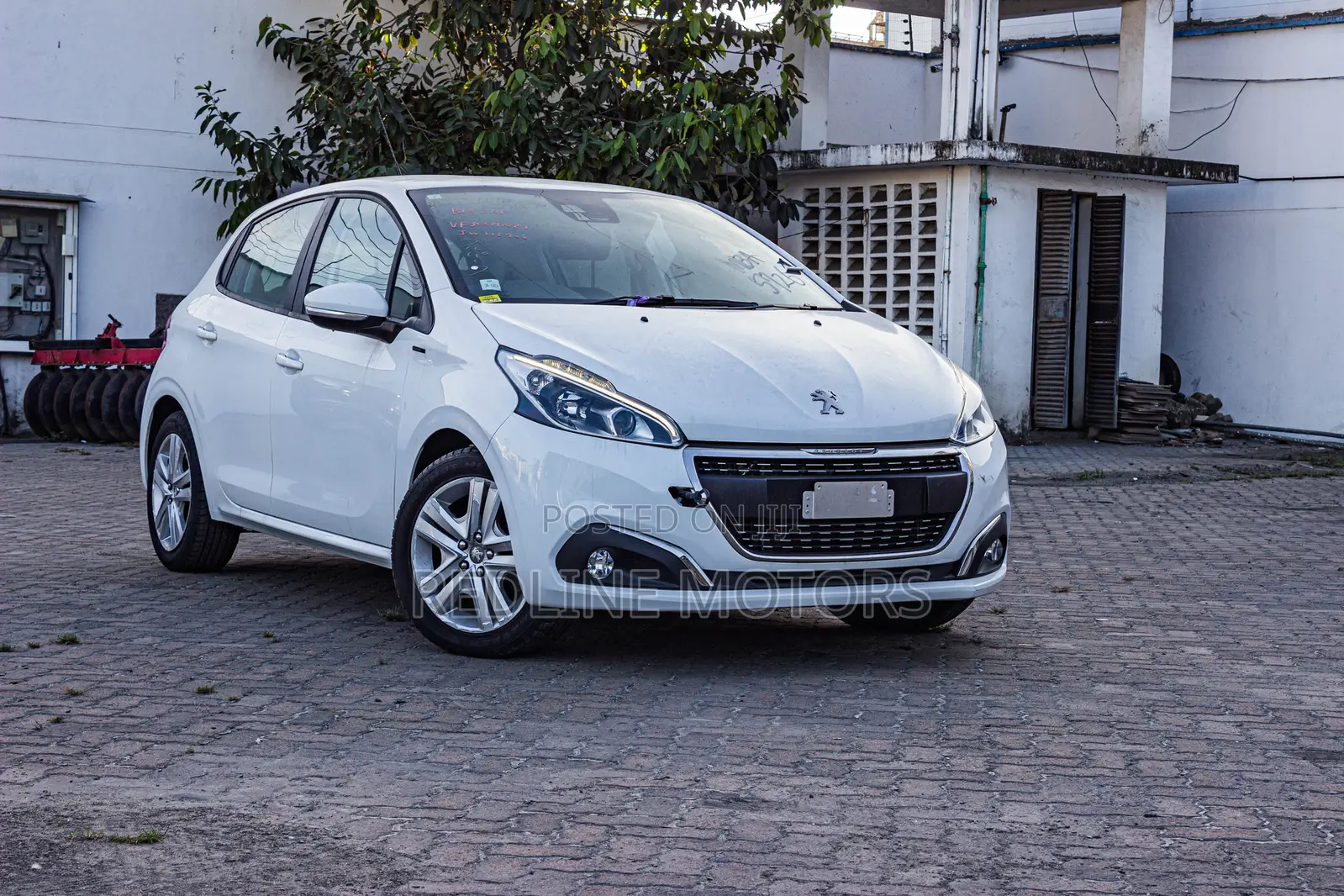 Peugeot 208 2018 White