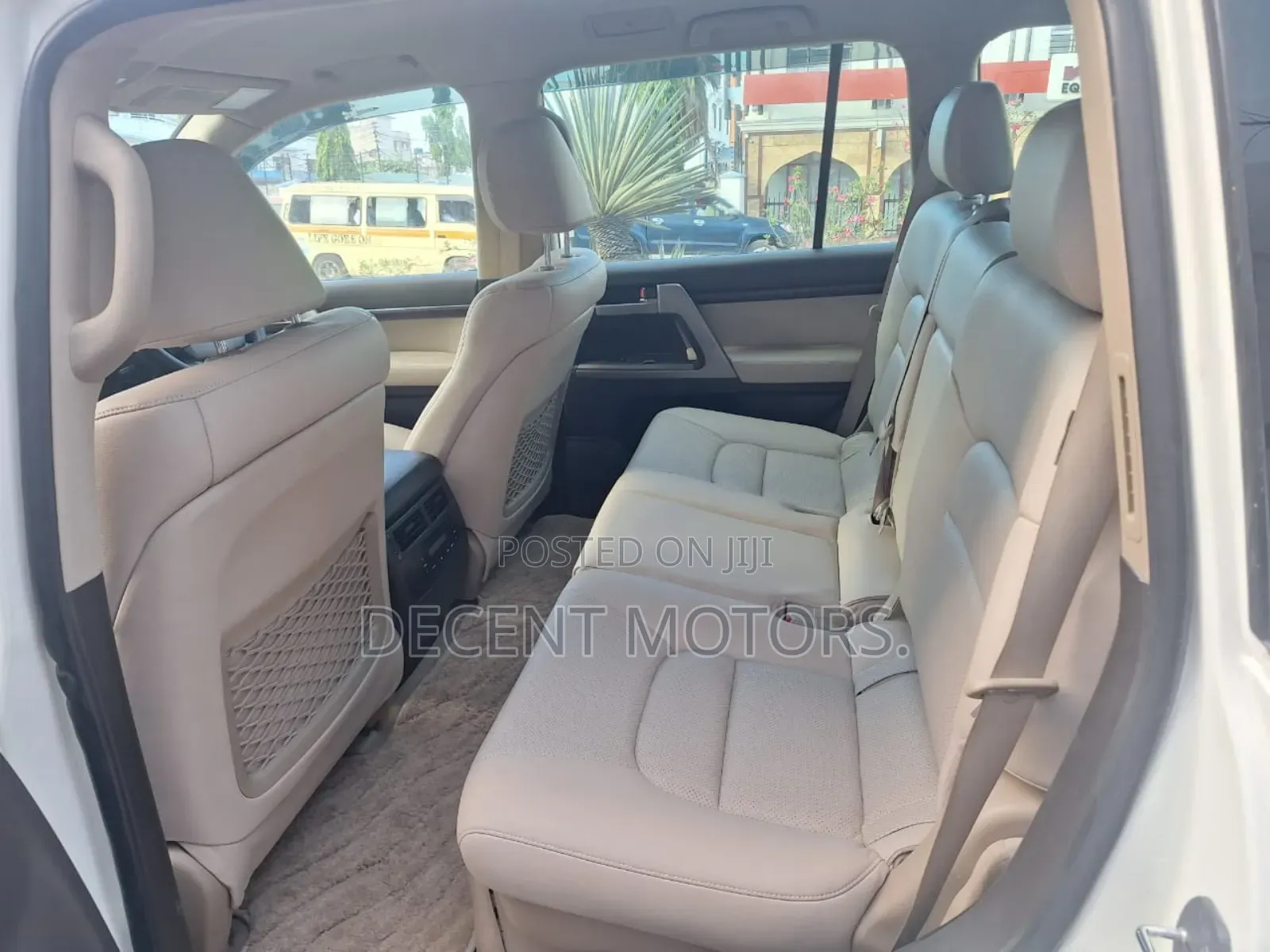 Toyota Land Cruiser 2008 White