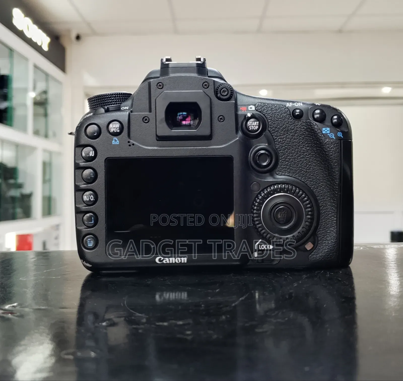 Canon 7d
Canon Eos 7d DSLR Camera (Body Only)