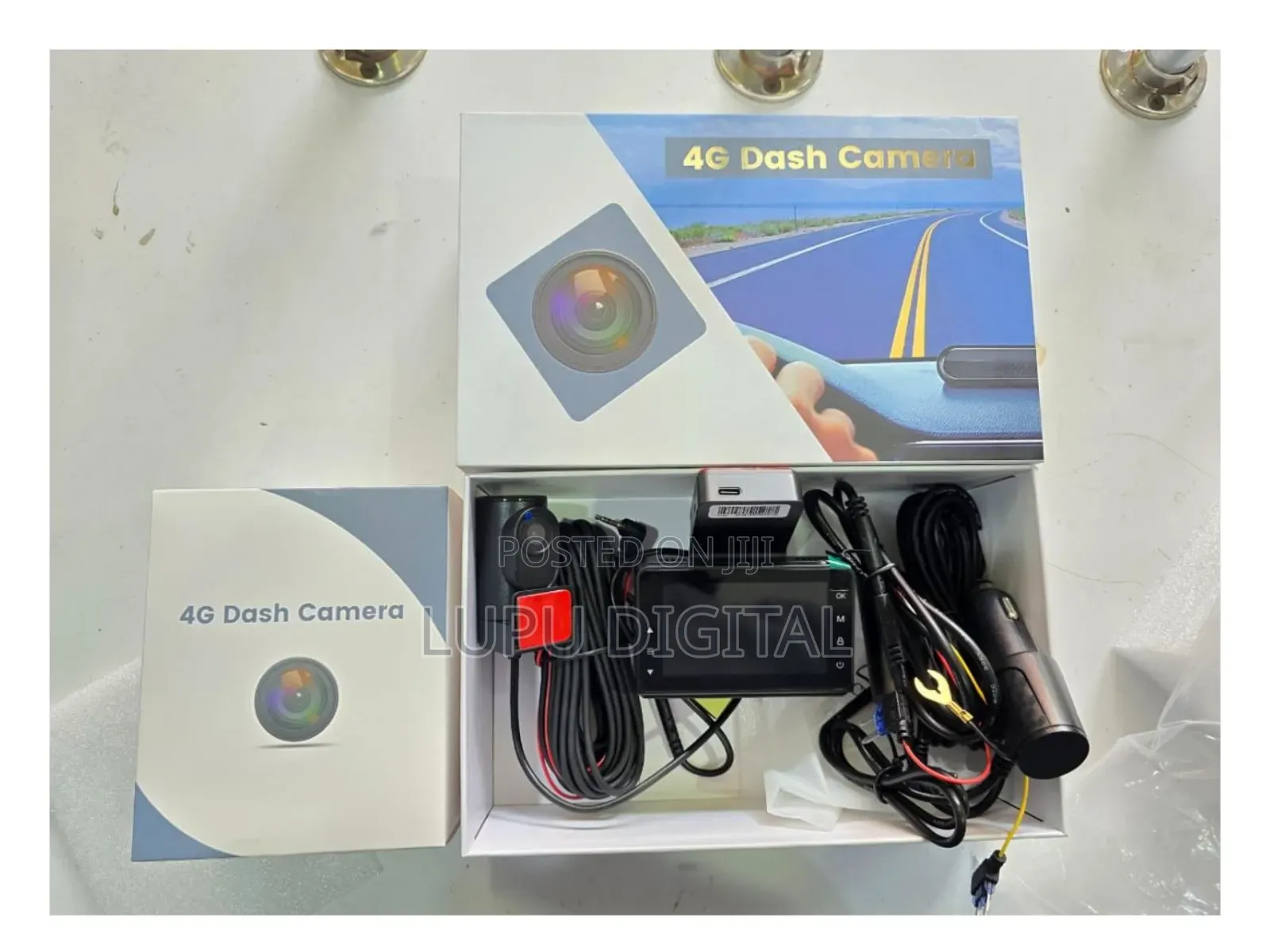 P83 4g (Uses Simcard) Dash Camera(With 2 Cameras)