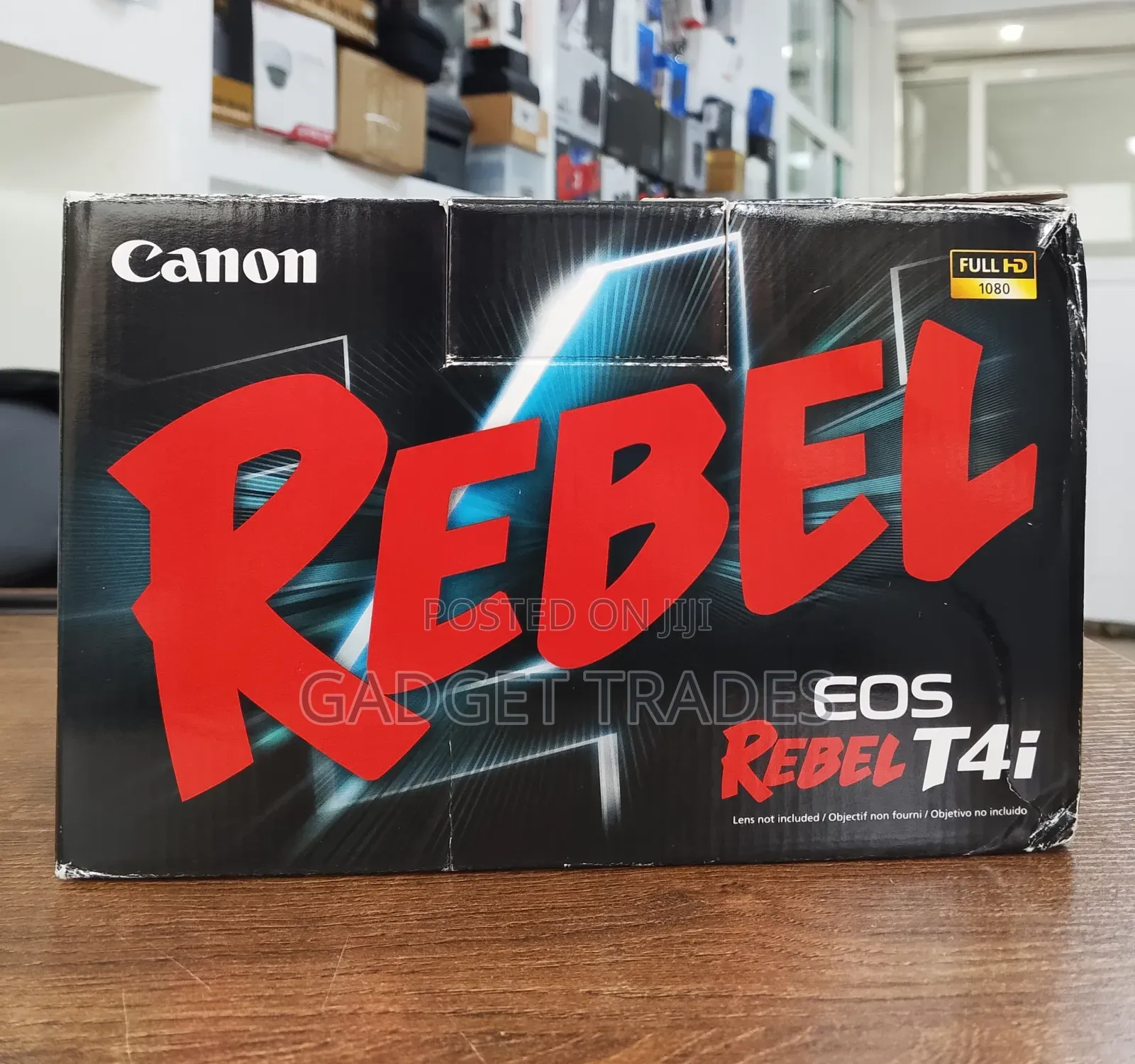 Canon Eos Rebel T4i Digital Camera With Ef-S 18-55mm F/3.5-5.6 Is Lens