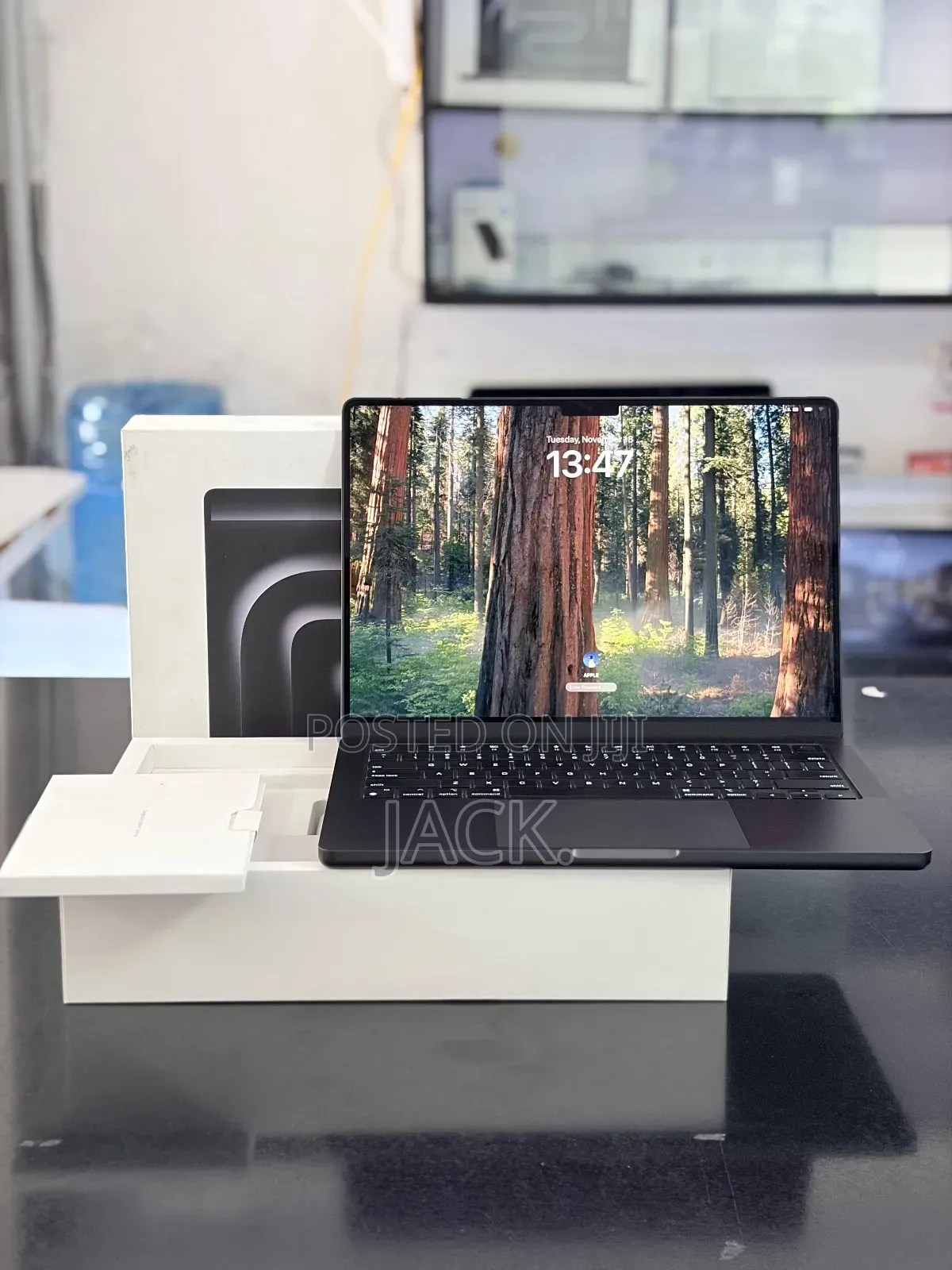 Laptop Apple MacBook Pro 2024 M4 14-Inch 24GB Apple M4 Pro SSD 1T