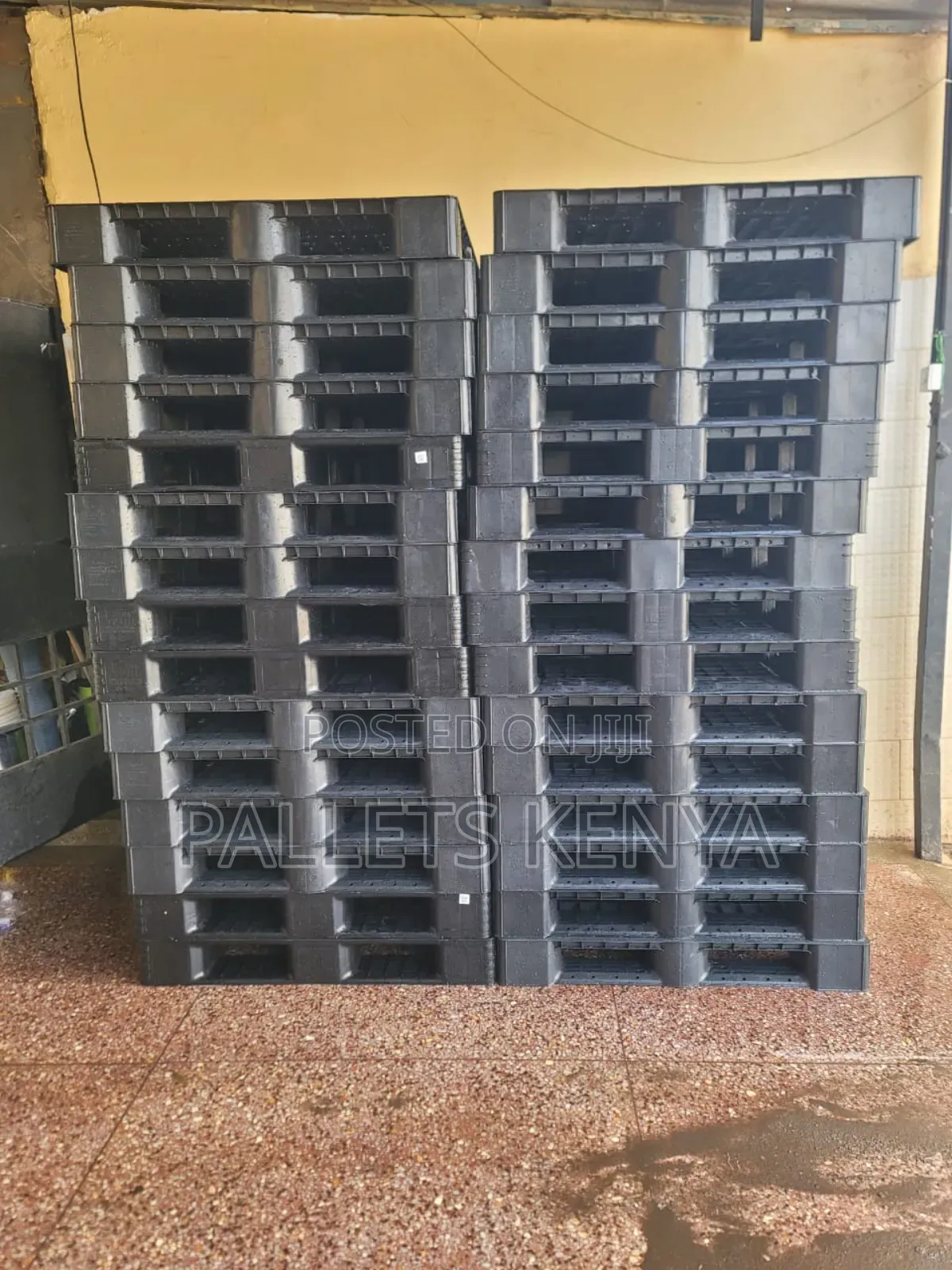 Plastic Pallets-New Heavy-Duty Plastic Pallets03