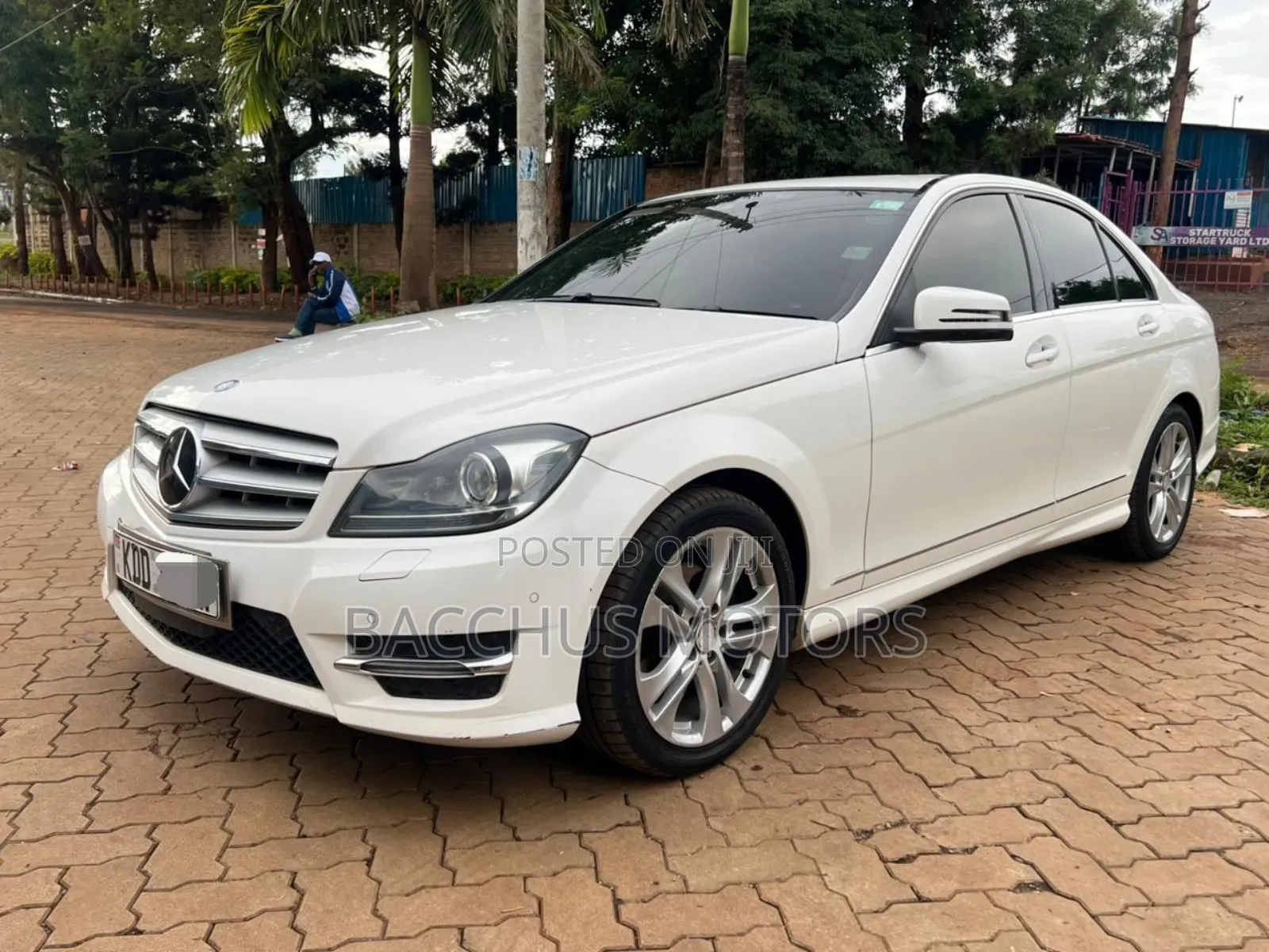 Mercedes-Benz C180 2014 White