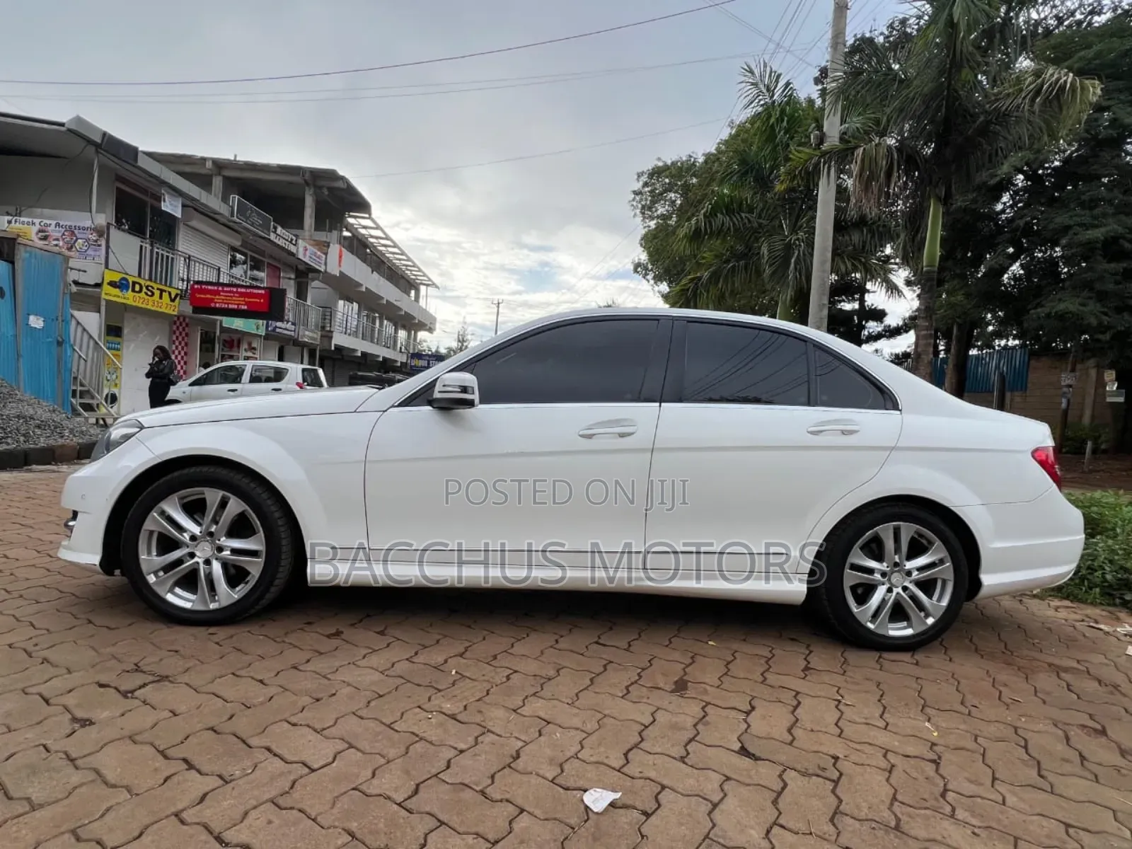Mercedes-Benz C180 2014 White
