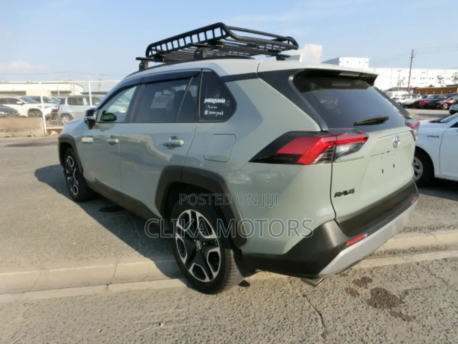 Toyota RAV4 Adventure AWD 2020 Green