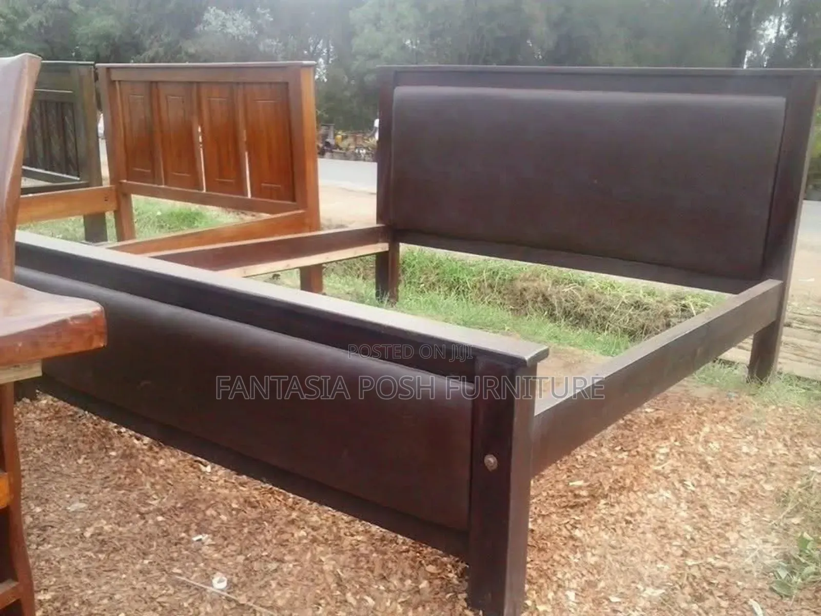 4 by 6 Simple Wooden Bed (Pay on Delivery)