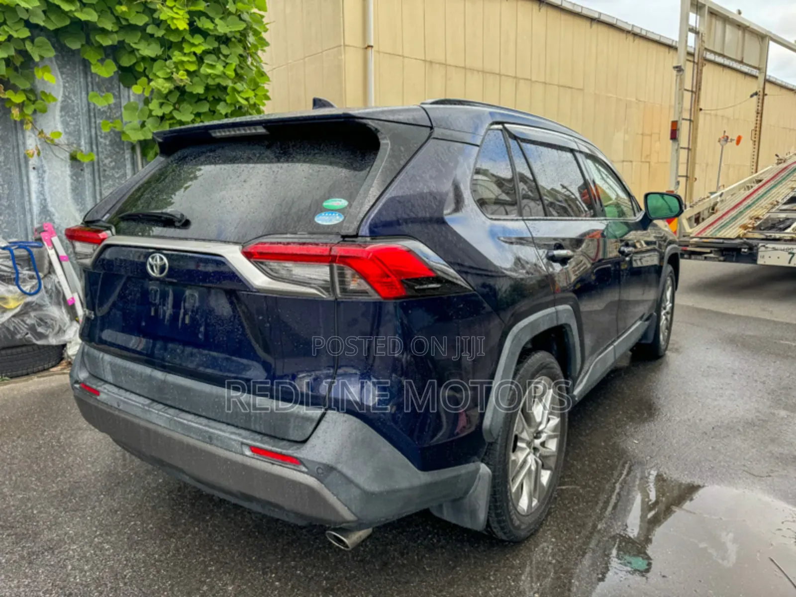 Toyota RAV4 2019 Blue