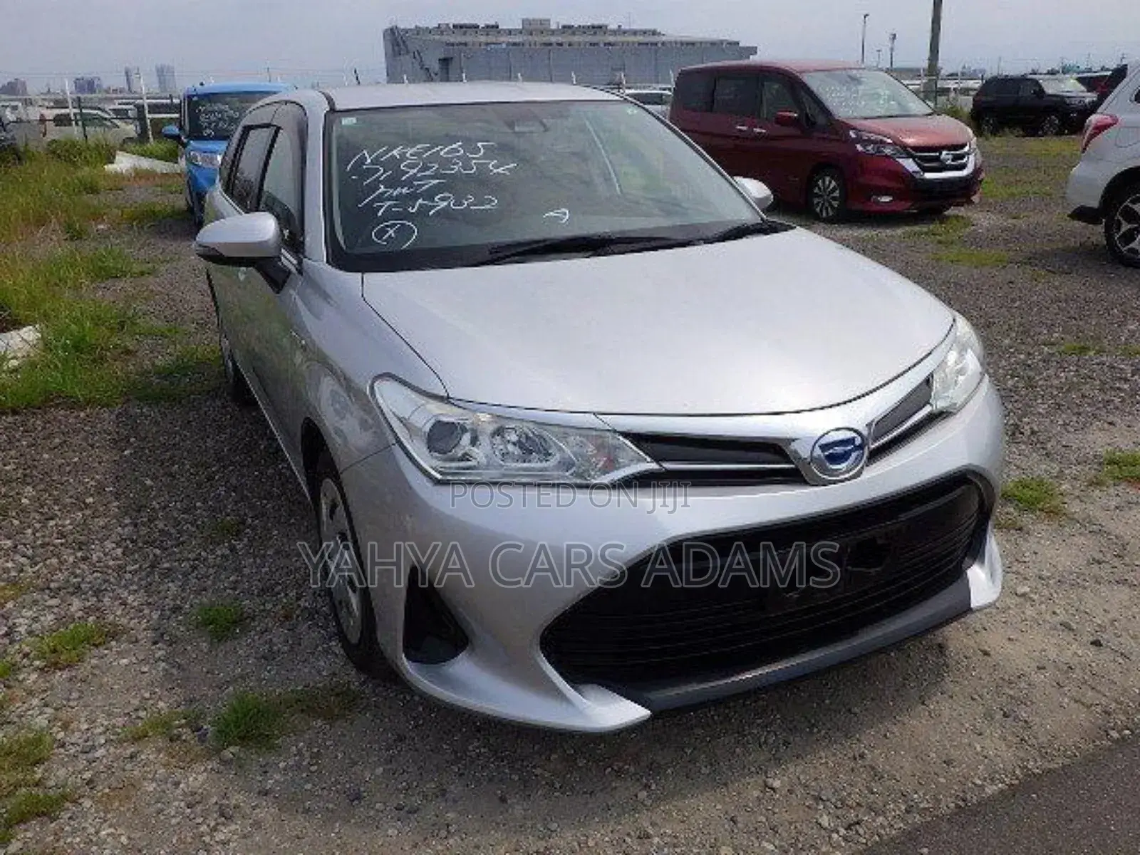Toyota Corolla Fielder 1.5 Hybrid FWD 2018 Silver