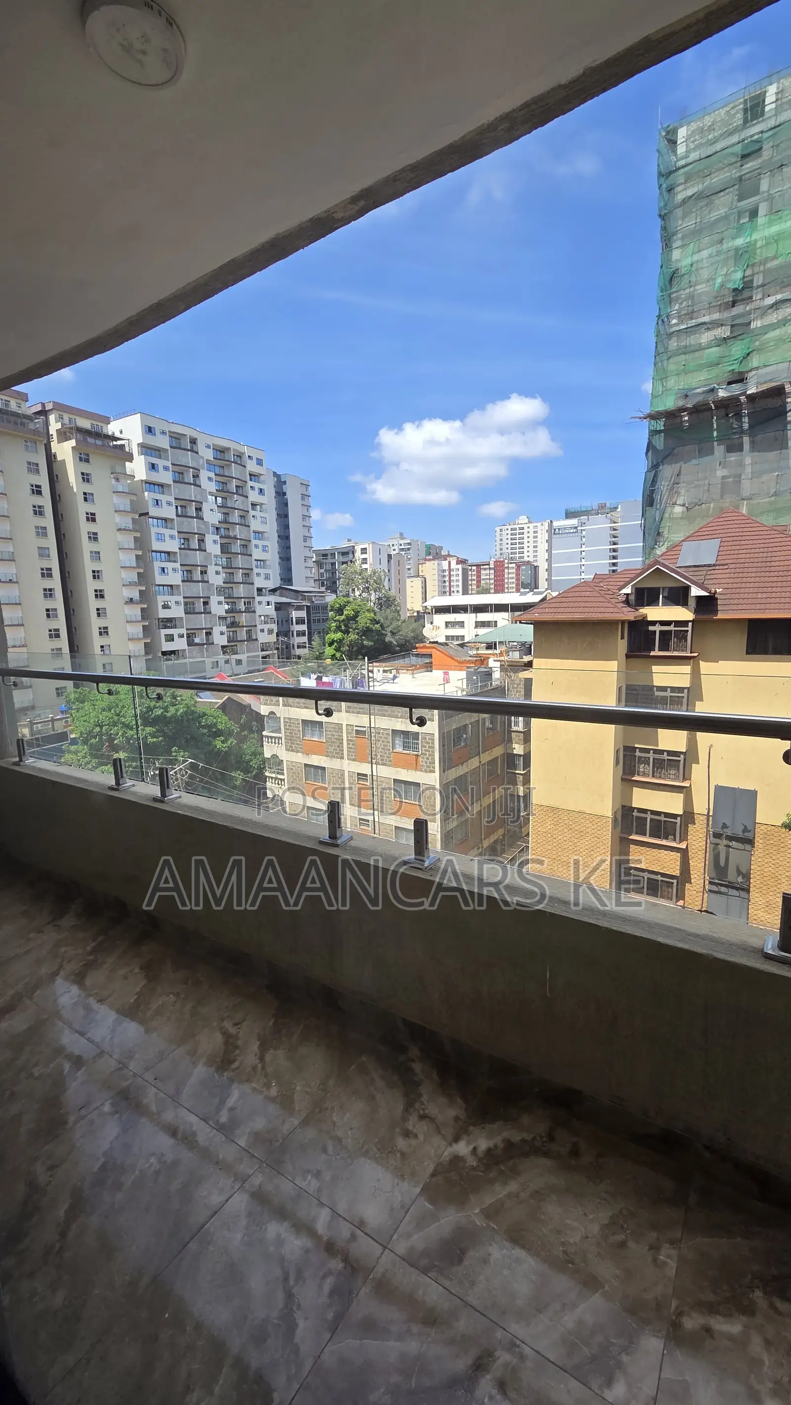 5bdrm Apartment in Shams Residency, Parklands/Highridge for rent