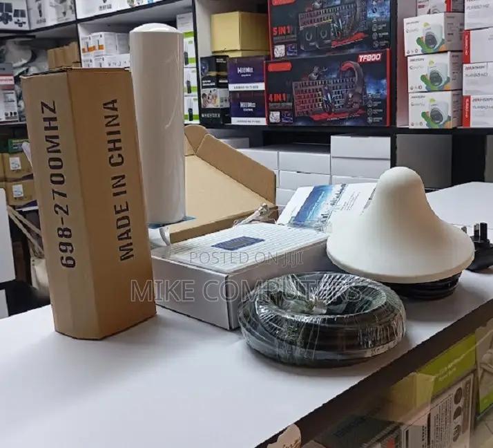 Phone Network Signal Booster GSM Signal Boosters Triband
