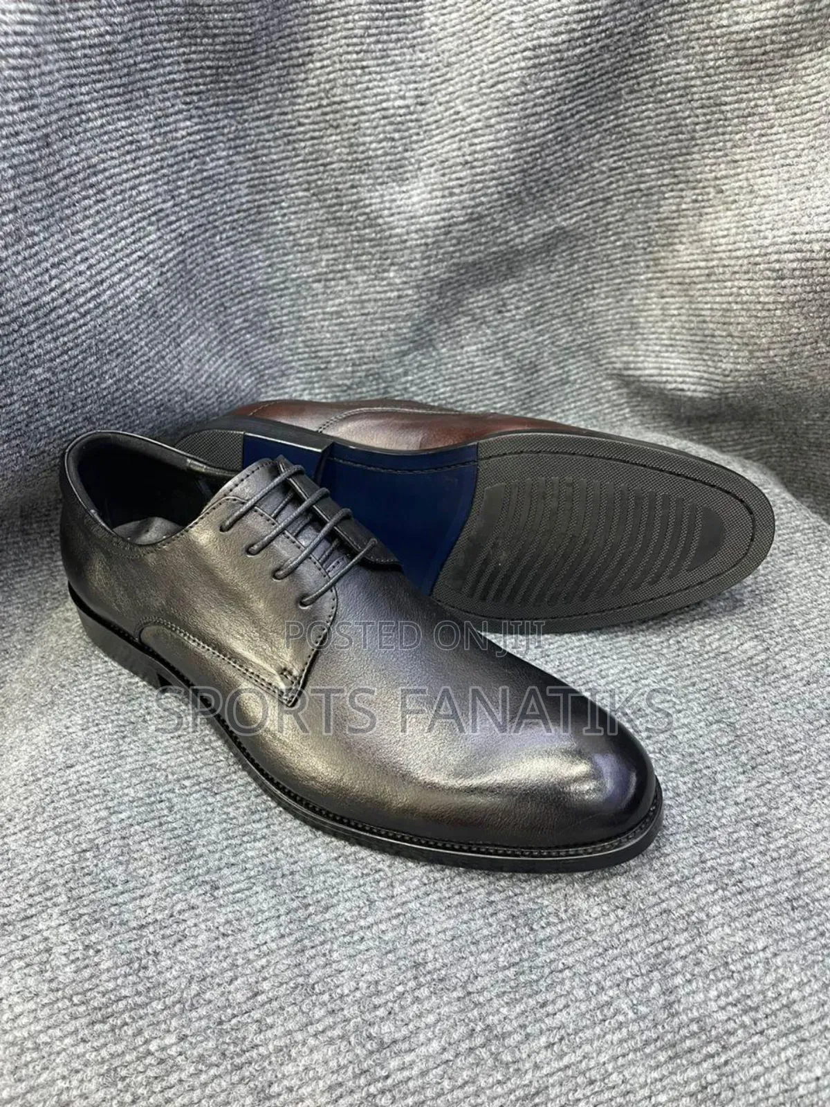 Black Shoe