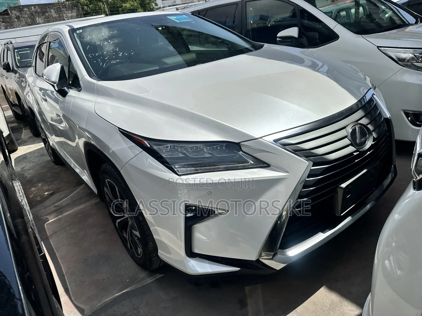 Lexus RX 300 4WD 2019 White