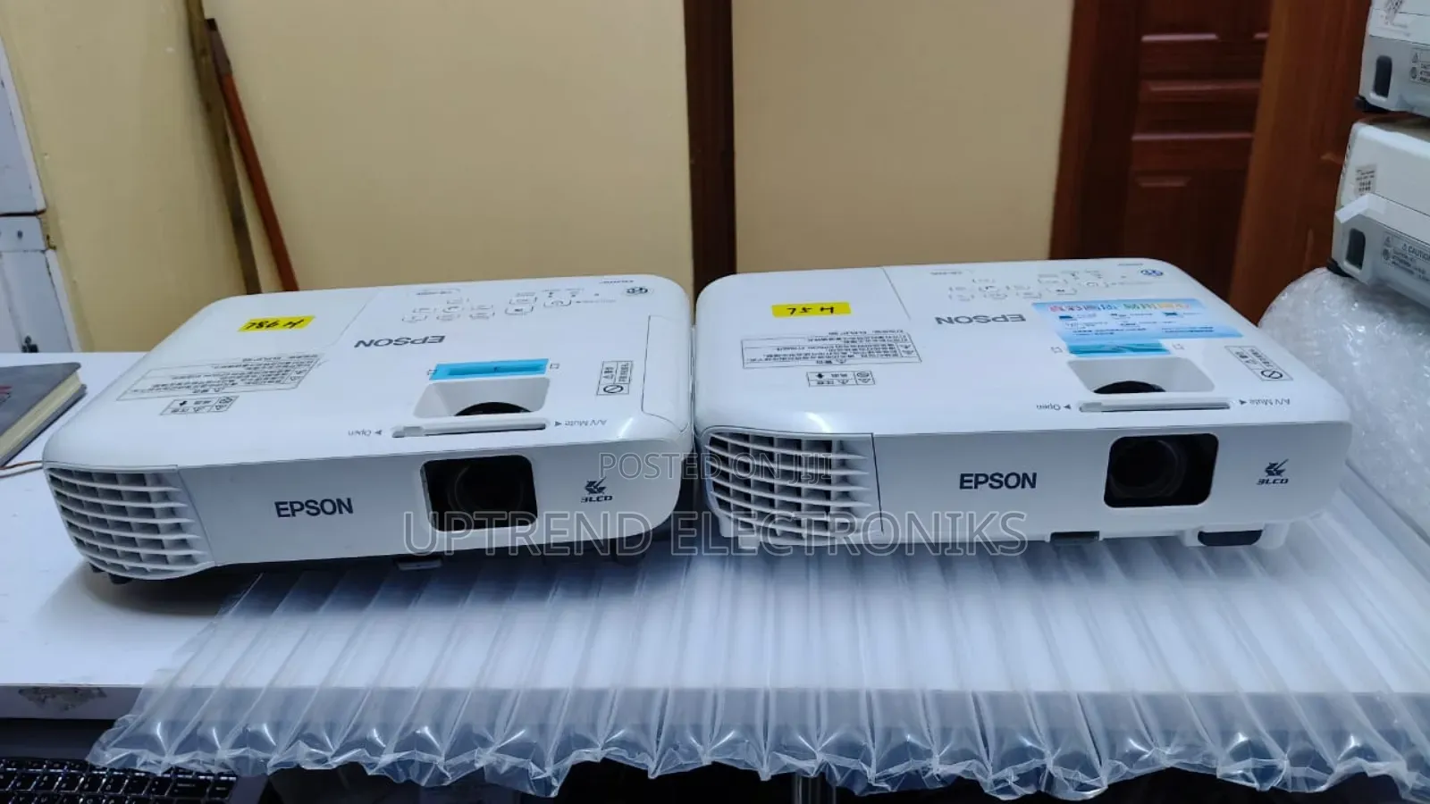 Epson Projector – 3,300 Lumens + Hdmi | Super Bright | Nairobi