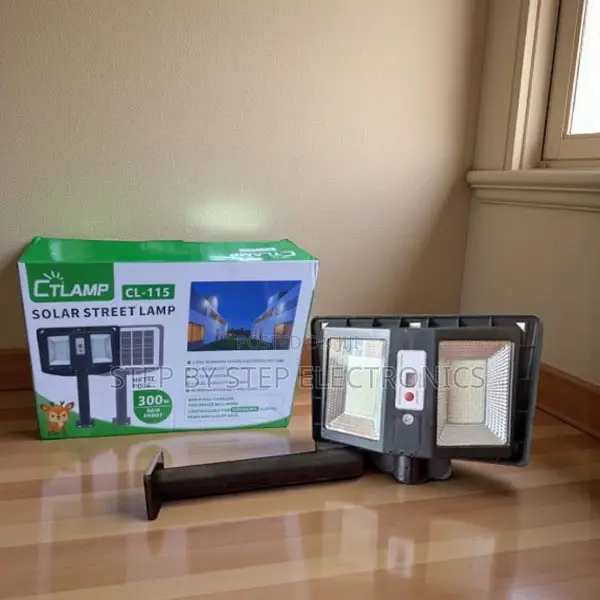 300w Ctlamp Solar Powered Street Light Lamp With Rechargeable Battery