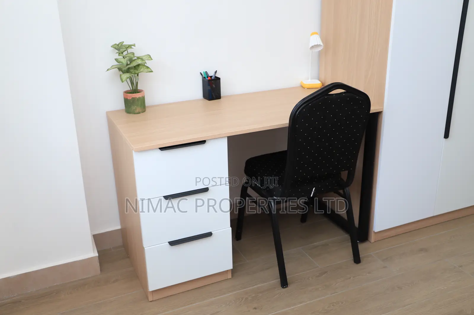 Furnished 1bdrm Apartment in Gate B for sale