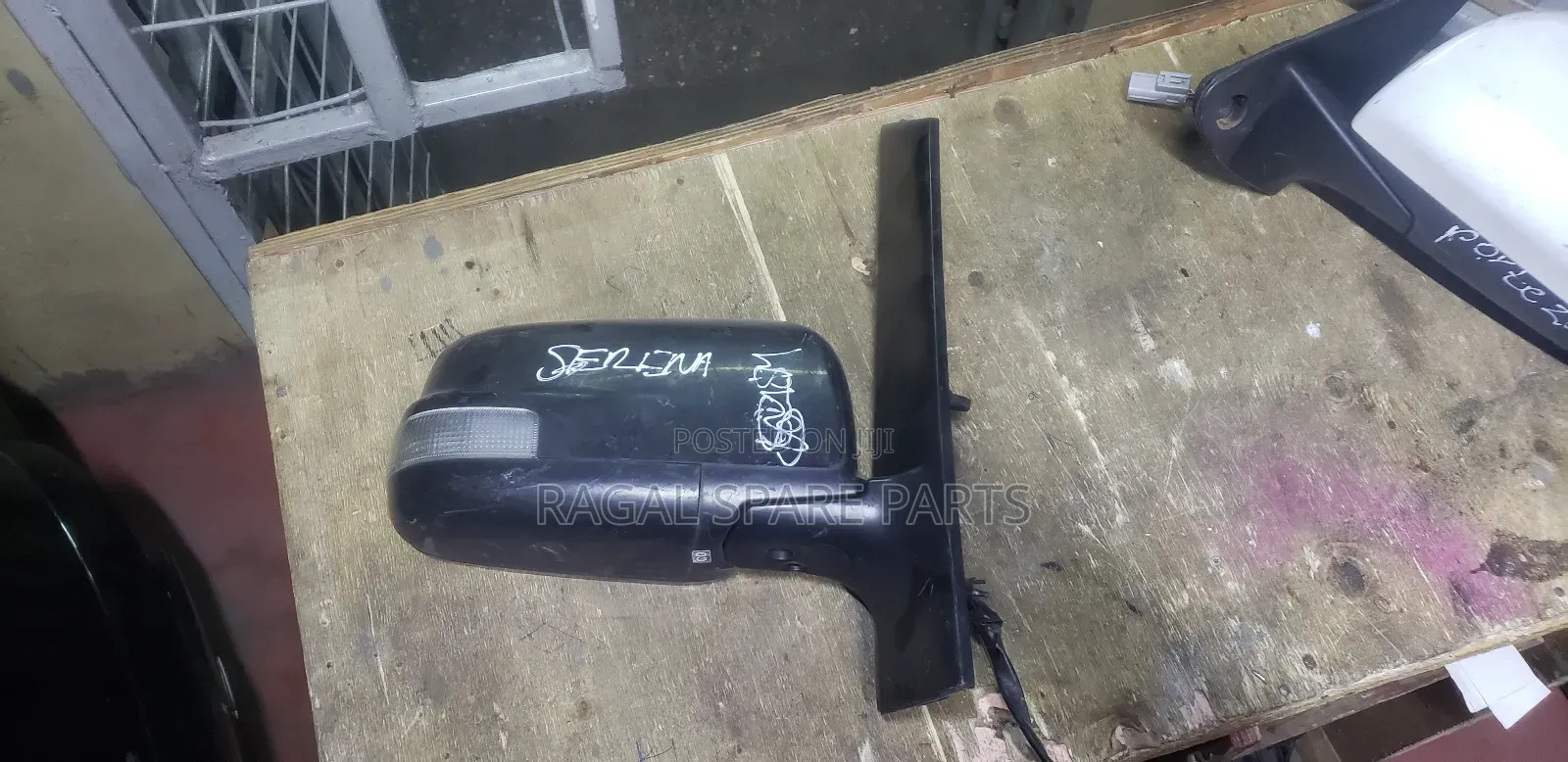 Nissan Serena Side Mirrors
