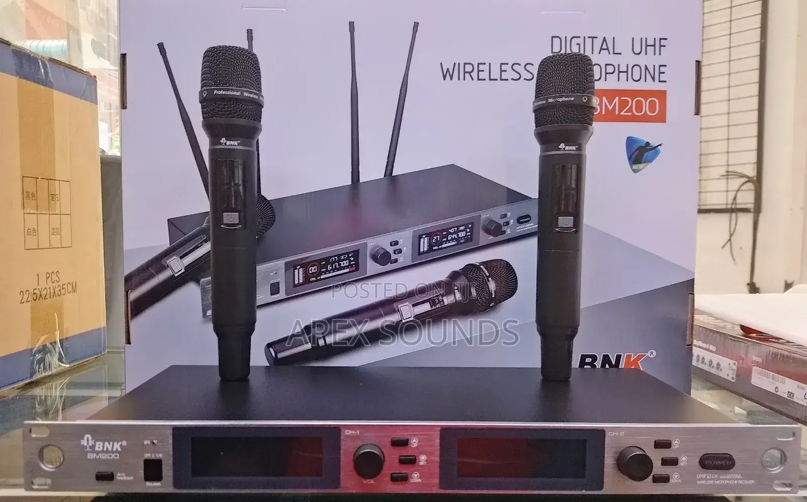BNK Bm 200 Wireless Microphone