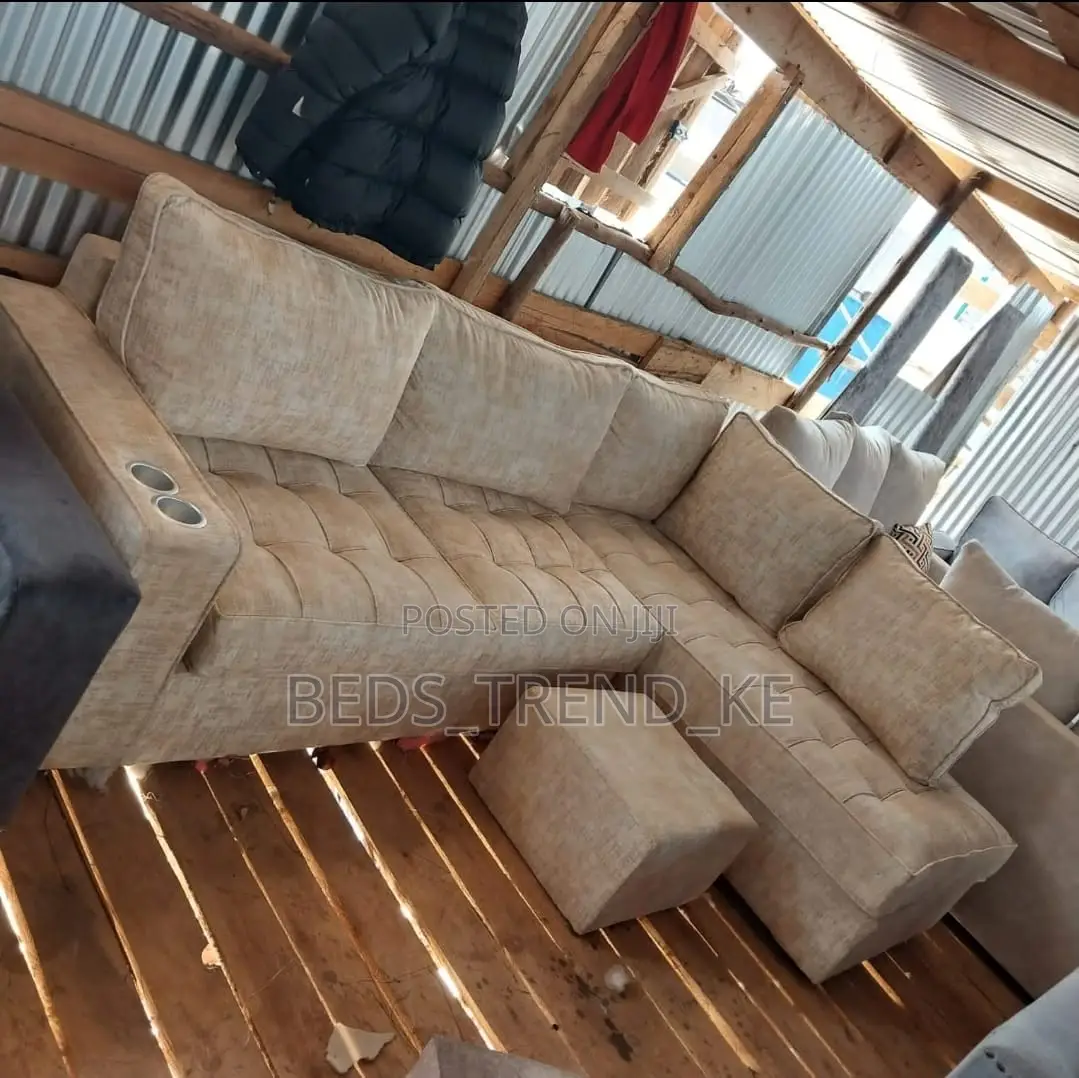 Spacious Comfy 6 Seater L Sofa With Cupholders
