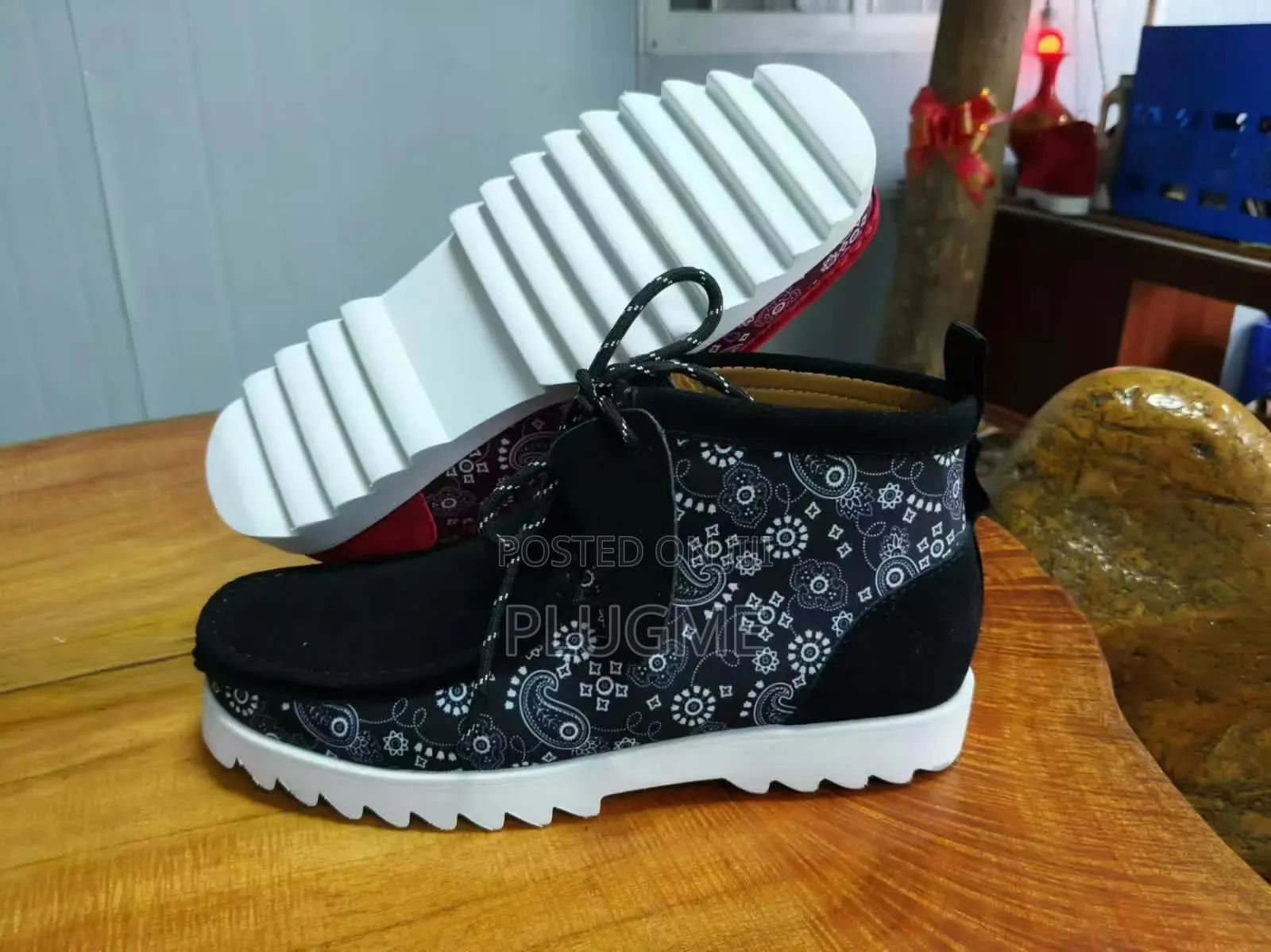 Clarks Wallabee Boot