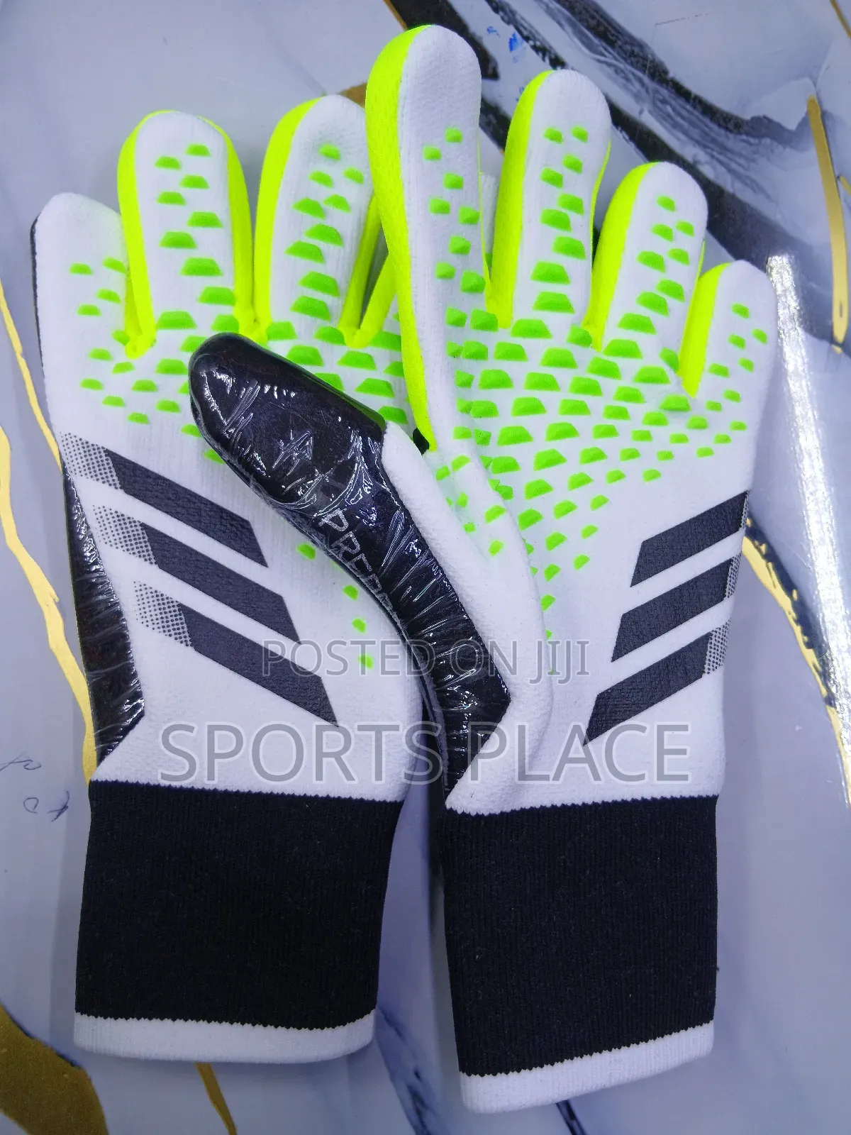 Adidas Predator - Showstopper - Goalkeeper Gloves