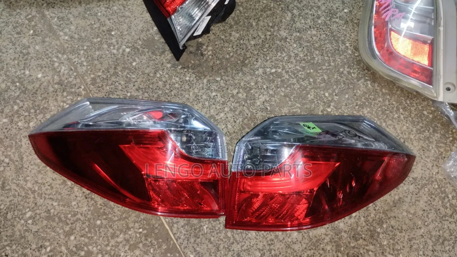 Honda Fit Shuttle 2016 Taillights