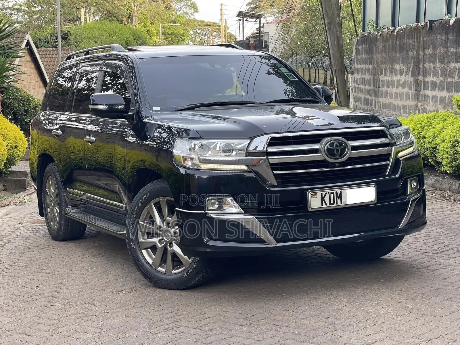 Toyota Land Cruiser 2016 Black
