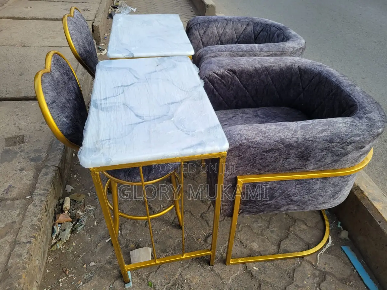Styling Manicure Chairs