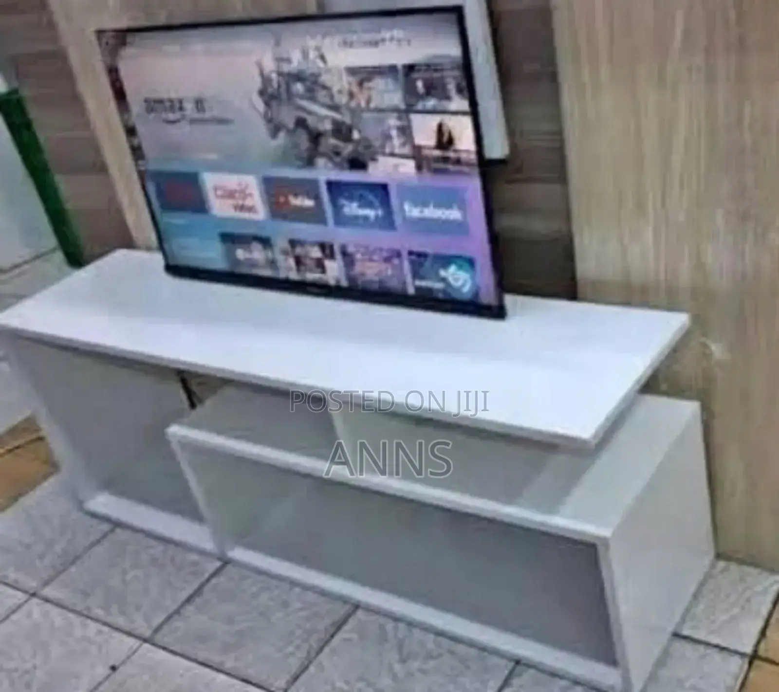 Executive Mexico Tv Stand
