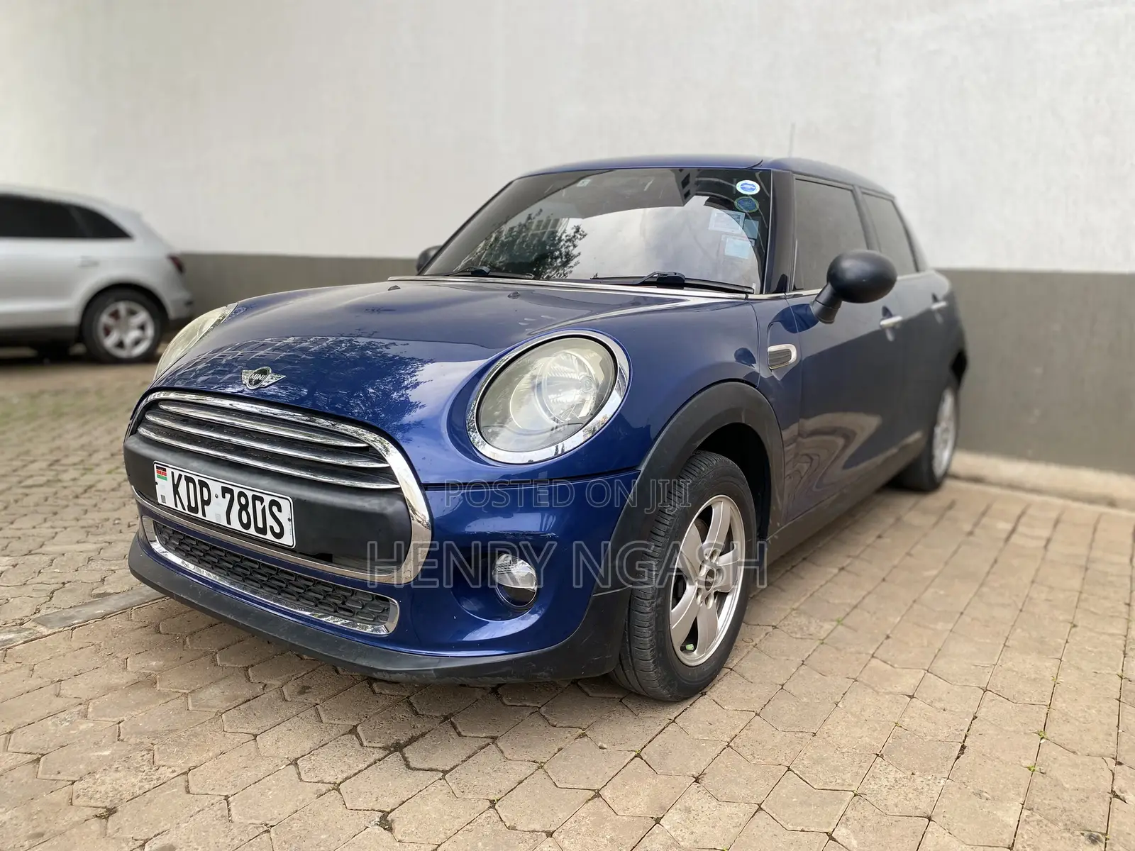 Mini Cooper 2016 Blue
