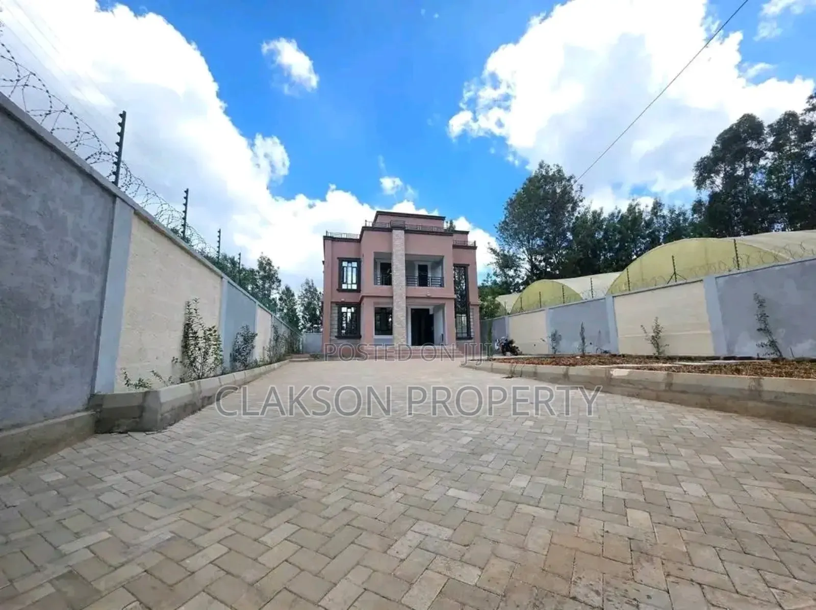 5bdrm Townhouse/Terrace in Kibiko, Ngong CBD for sale