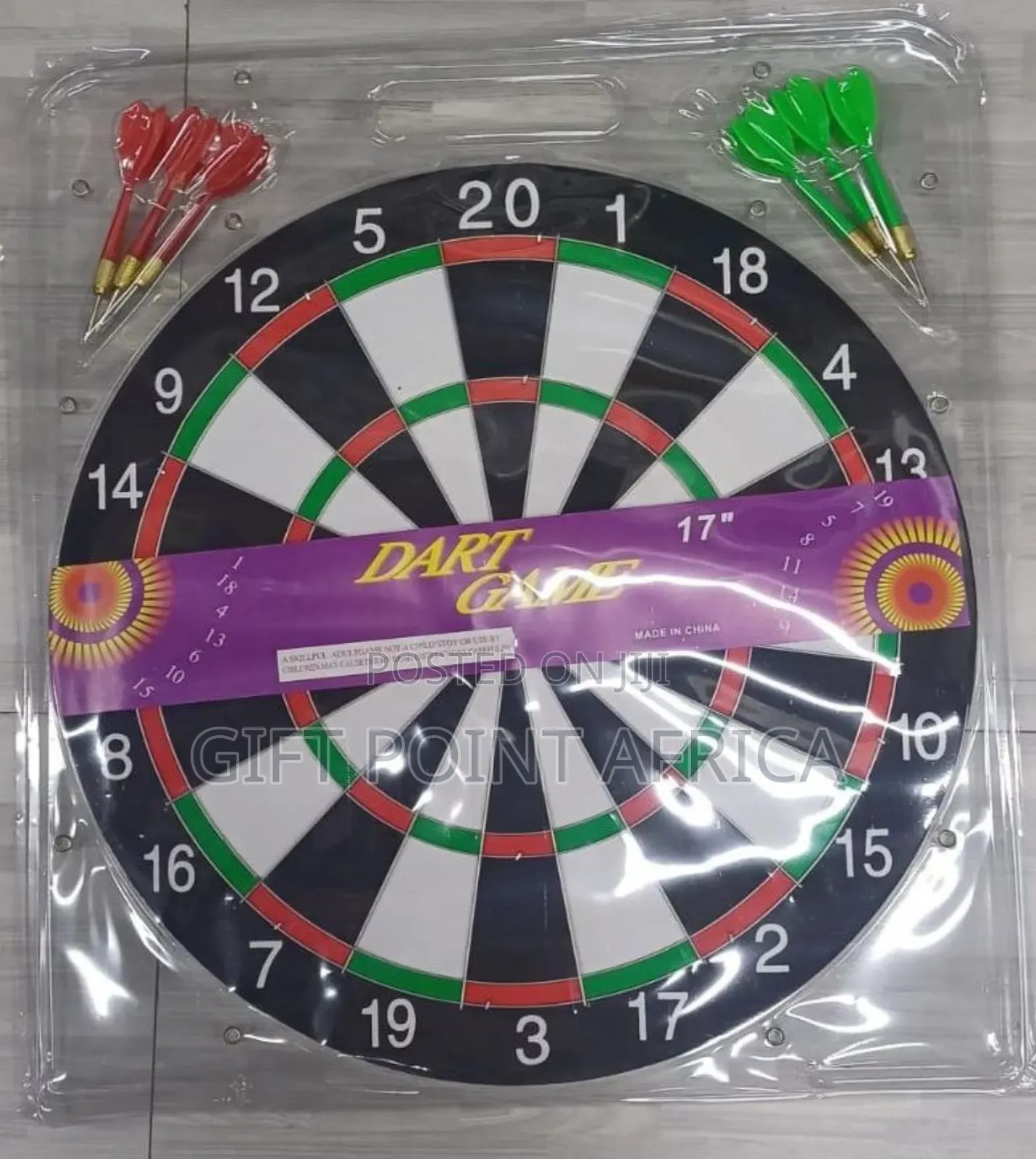 17 Inch Dart Board With 6 Darts