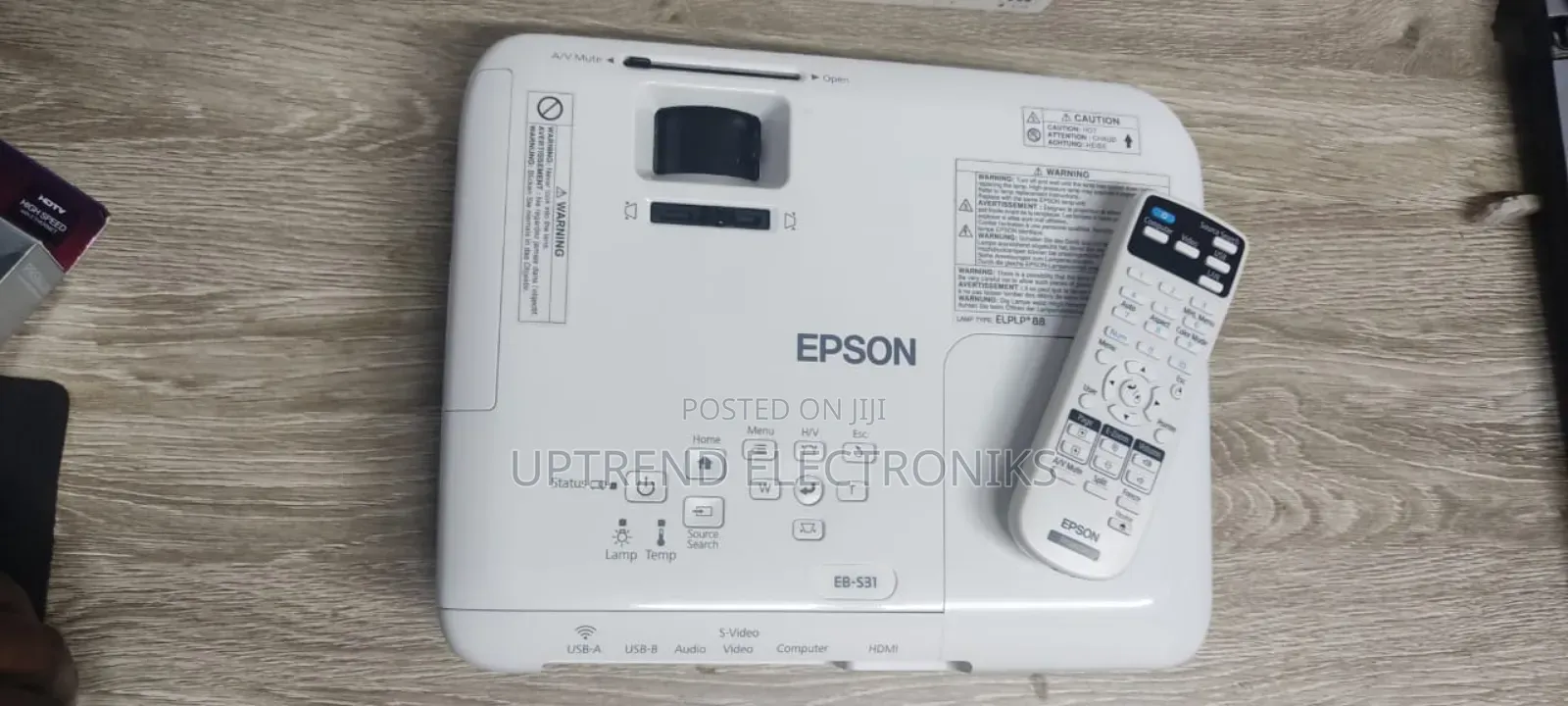 Epson Eb-S31 – Best Clarity for Work Entertainment