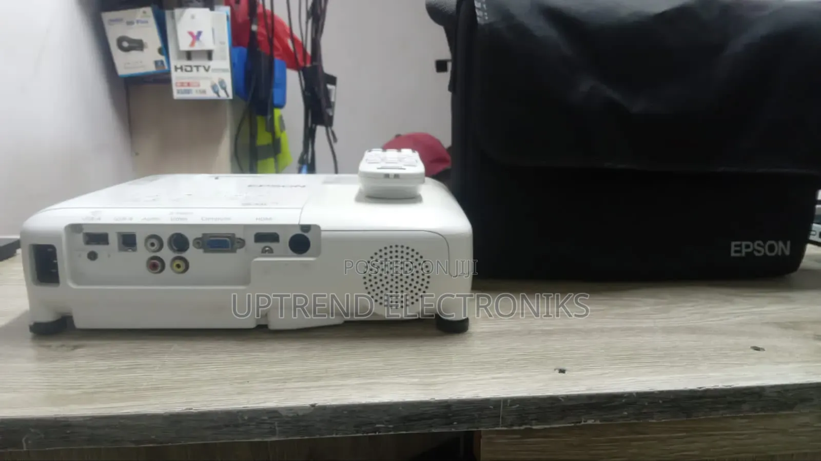Epson Eb-S31 – Best Clarity for Work Entertainment