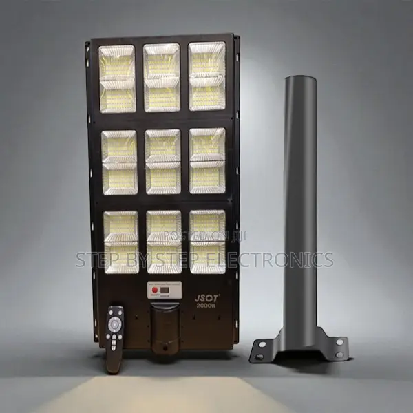 2000w Solar Lamp With Enhanced Lighting Area ,Energy Efficient Design