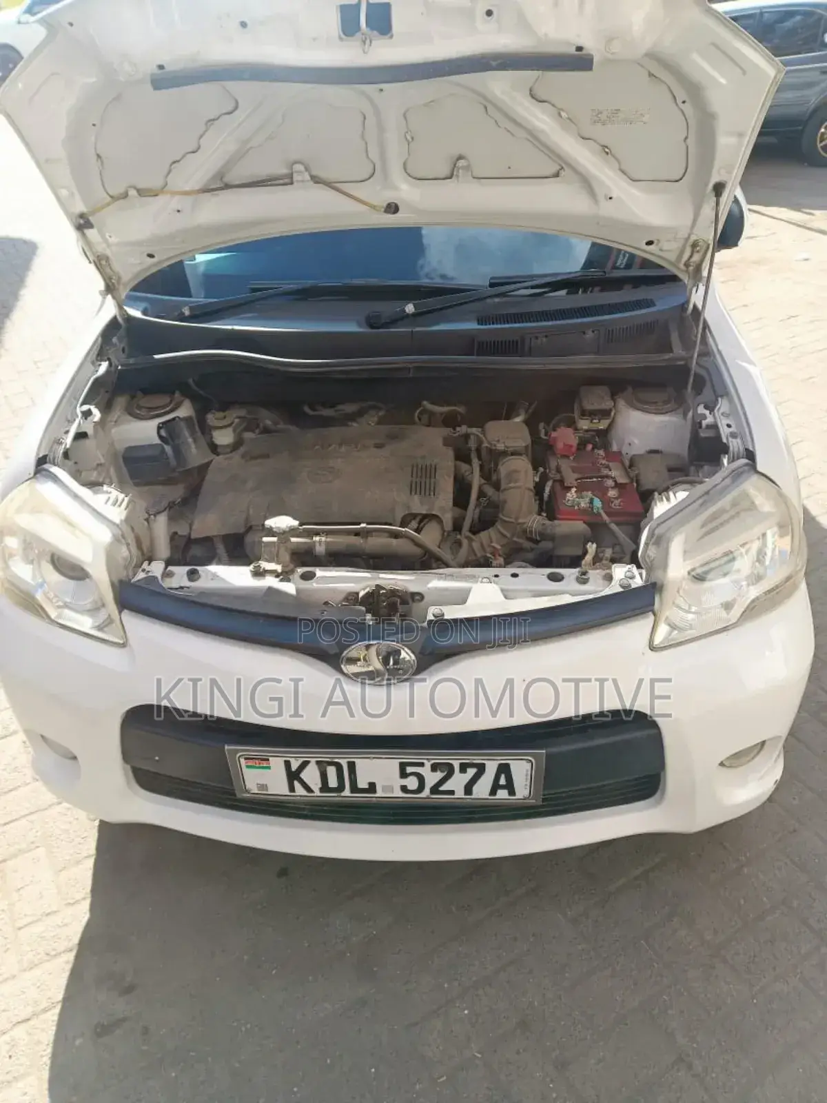 Toyota Sienta 2015 White