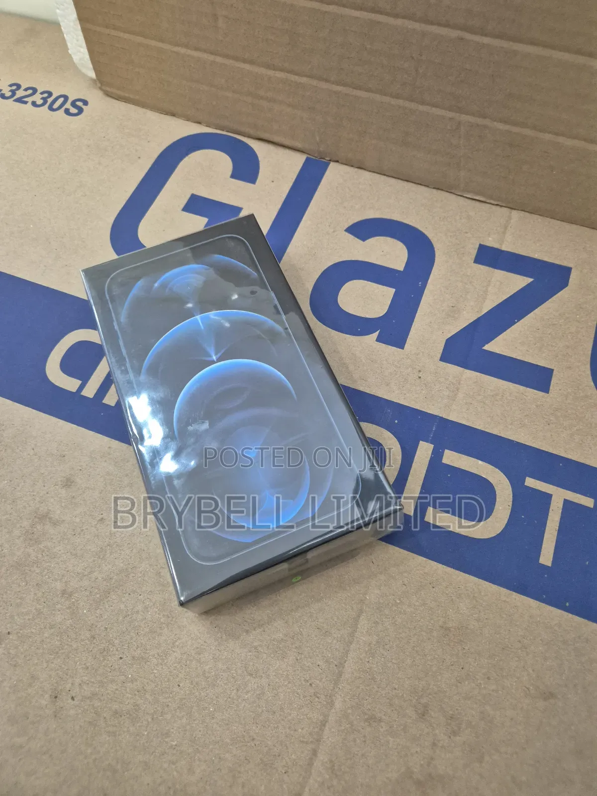 New Apple iPhone 12 Pro Max 256 GB Black