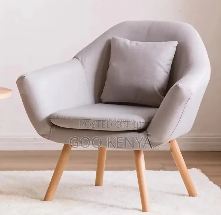 Home Chair; Elegant Wooden-Leg Accechair for Home Interiors