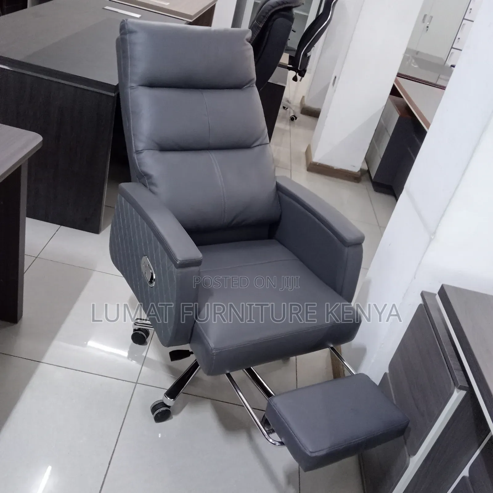 Relaxing Recliner Office Chair