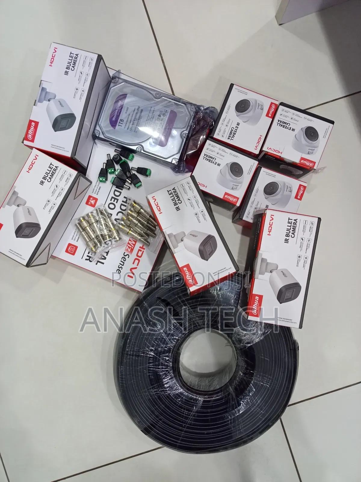 Customised 8 Channel Dahua Camera Package With 8 Cameras