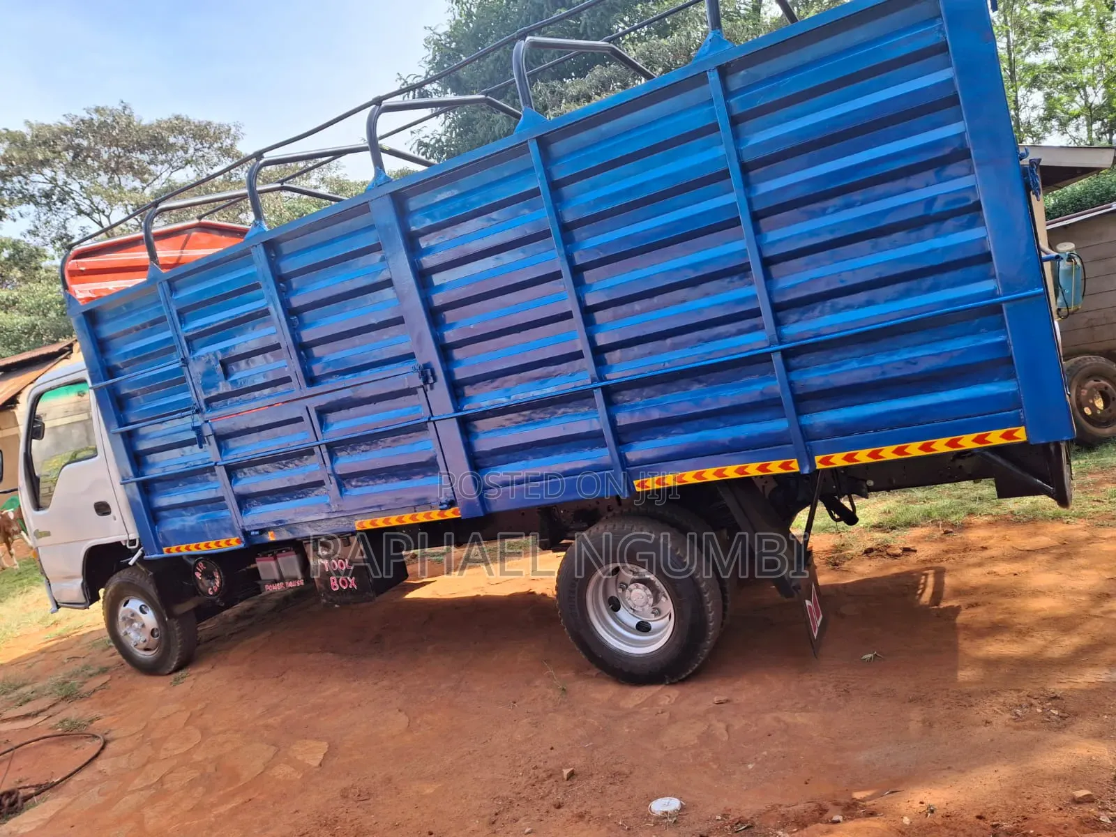 Isuzu NPR Kax in Good Condition.