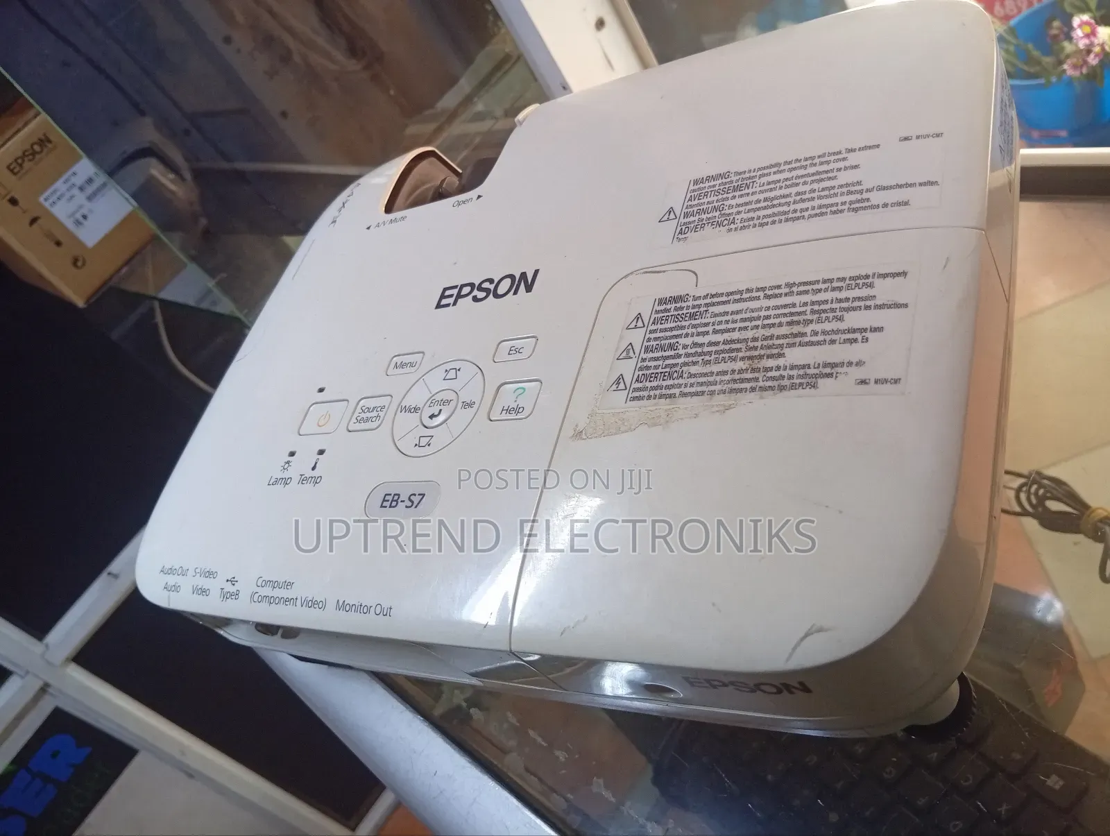 Epson Eb-S7 – The Smart Choice for Schools Offices! 