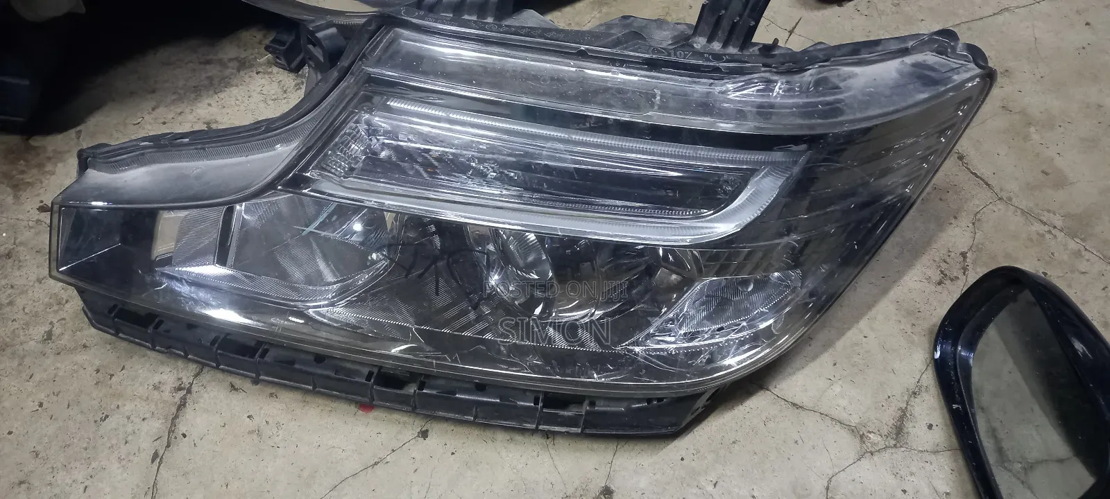 Headlight Honda Step WGN Spada (Rk5/Rk6)