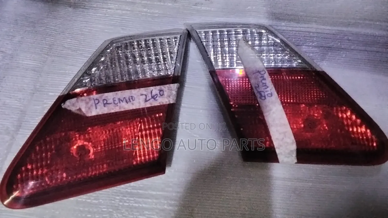 Toyota Premio 260 Bootlights Each