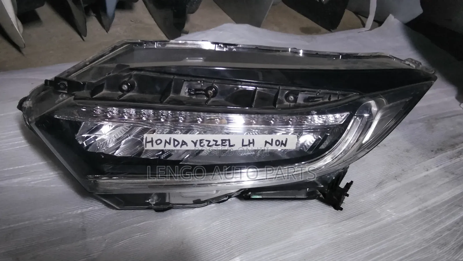 Honda Vezel Headlight Non-Xenon